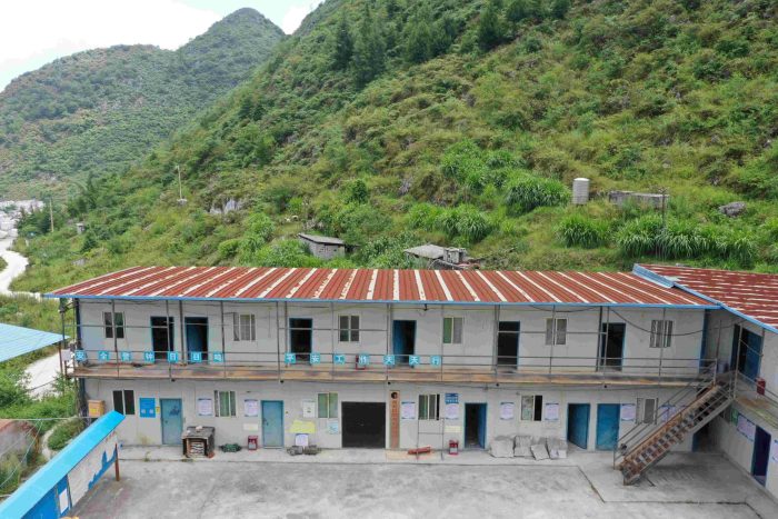 贵州天宇科技：职业卫生评价采样现场（普安县黔海石材有限公司）00